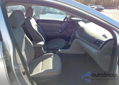 2018 Hyundai Elantra Value Edition из США, поврежденный, VIN 5NPD84LF5JH341559